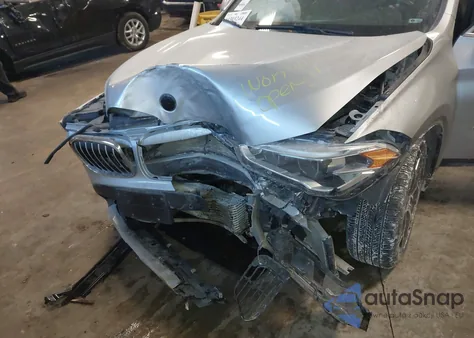 2017 BMW X1 xDrive28I z USA, uszkodzony, nr VIN WBXHT3C3XH5F80573